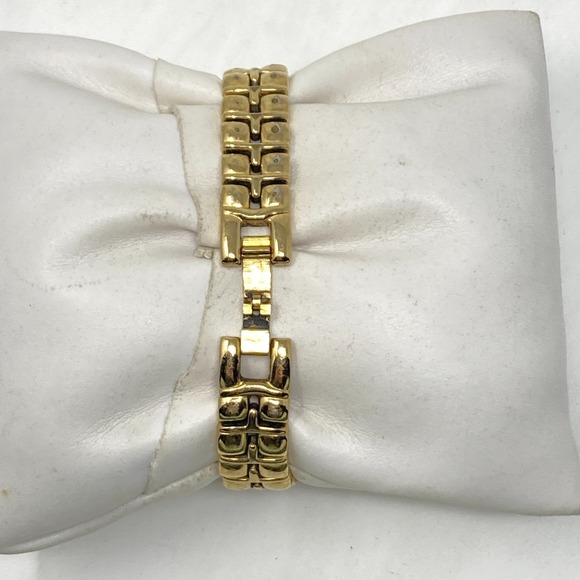 Vintage Bulova Tank Watch Women 14mm Gold Tone 97P77 New Battery TINY 5.5" 1996 - Picture 8 of 16